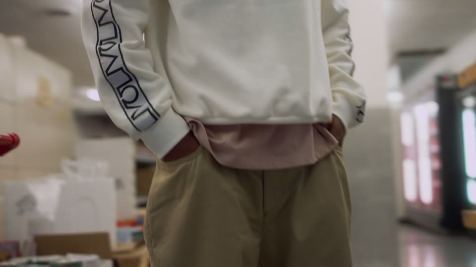 AMO APPAREL